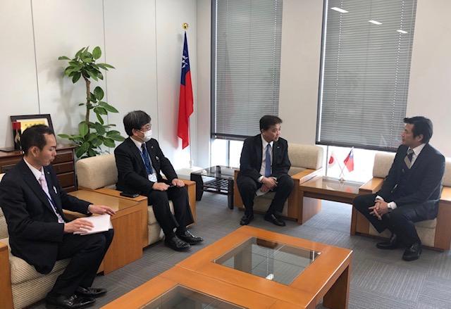 李処長、太田副市長、坂野部長及び橋本公室長　会談の様子