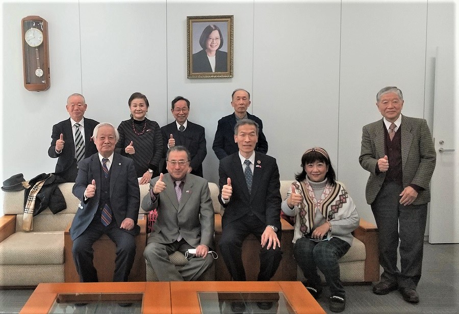 （前列左より）児玉会長、阪口理事長、向処長、魏副理事長、加藤副会長

（後列左より）藤本事務局長、松井理事、広内理事、奥田理事