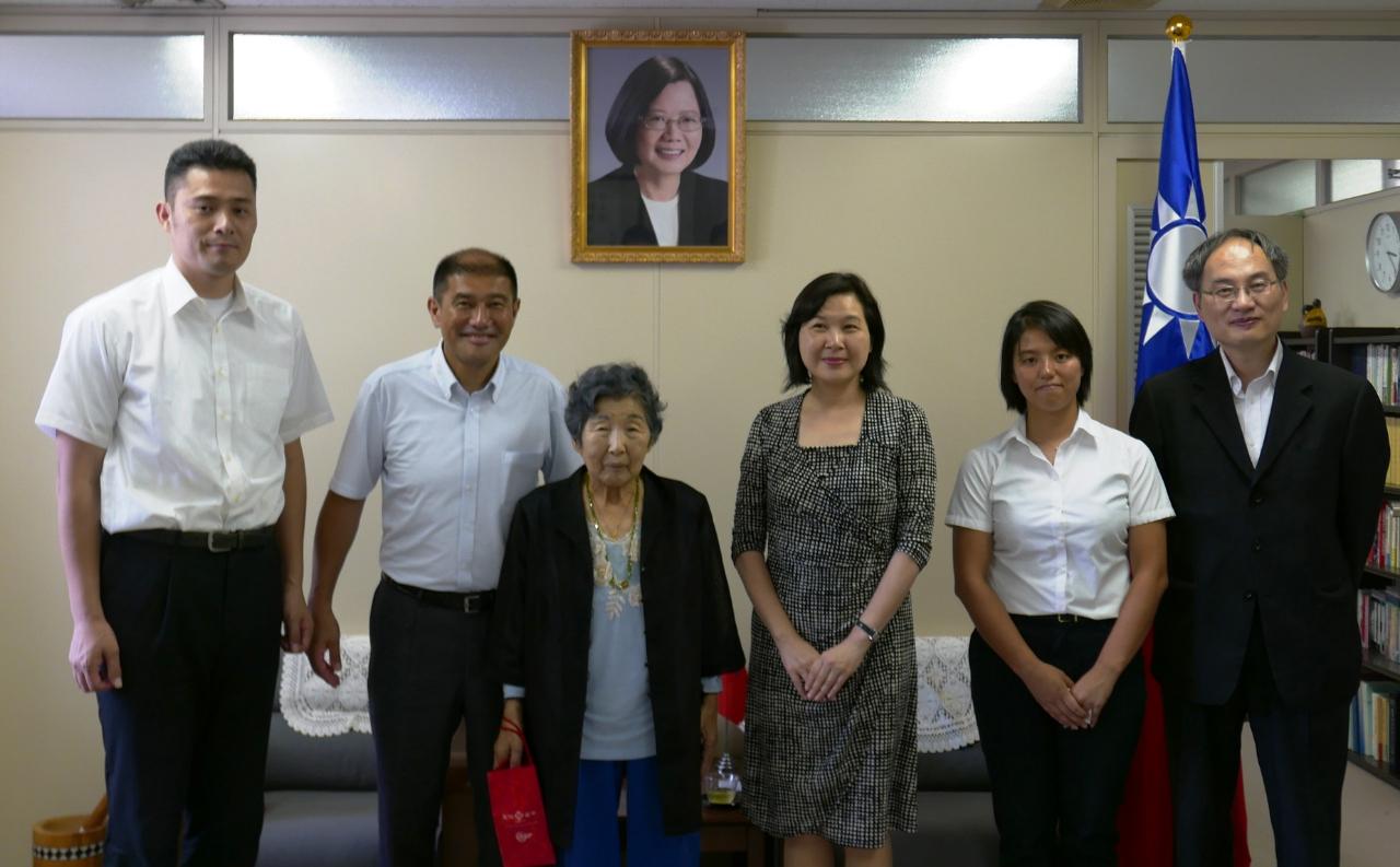 7 24 張処長が神奈川県立伊勢原高校廣瀬校長らの表敬を受ける Yokohama Branch Taipei Economic And Cultural Representative Office In Japan 台北駐日經濟文化代表處橫濱分處