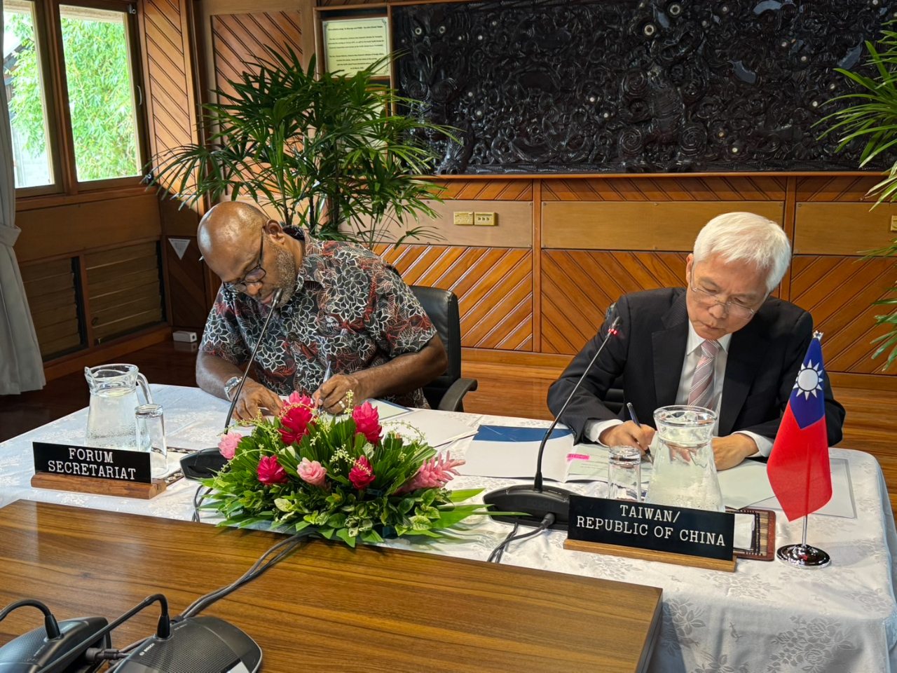 The Government of the Republic of China (Taiwan) and the Pacific Islands Forum Secretariat (PIFS) have reinforced their longstanding partnership with the signing on 13 Feb 2025 of a new Cooperation Agreement to support the Office of the Pacific Ocean Commissioner (OPOC) from 2025 to 2027. The agreement, signed by Mr. Joseph Chow, Representative of the Taipei Trade Office in Fiji, and Deputy Secretary-General Esala Nayasi on behalf of PIFS, marks a significant step in regional efforts toward sustainable ocean governance. The signing ceremony, held at the Pacific Islands Forum Secretariat, was witnessed by Dr. Filimon Manoni, the Pacific Ocean Commissioner.