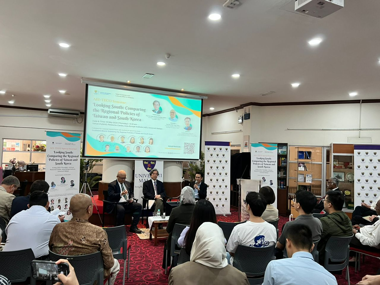 「台灣亞洲交流基金會」董事長蕭新煌與執行長楊昊於研討會主講台灣新南向政策。