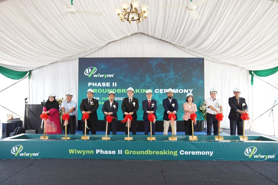 Representative Anne Hung attends the ground-breaking ceremony of Wiwynn’s phase II server plant in Johor