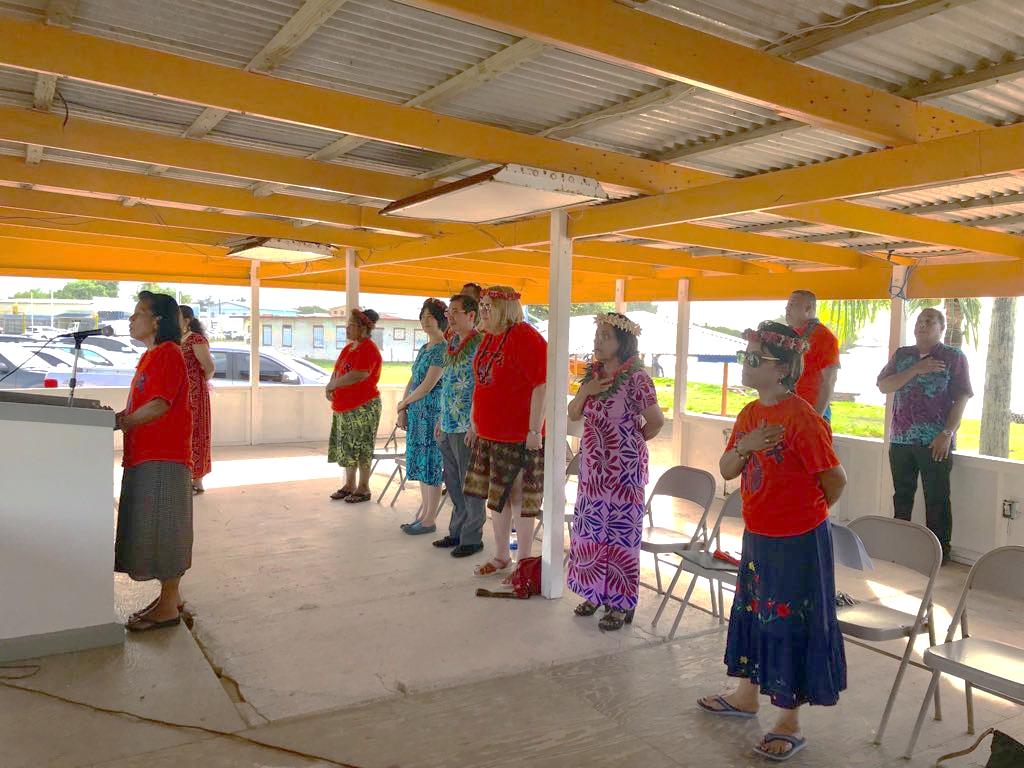 右起：參議員Daisy Momotaro、海妮總統、美國大使Karen B. Stewar，蕭大使夫婦等共同出席馬國文化暨內政部與「婦女聯合會」WUTMI共同主辦之聯合國「反性別暴力16日倡議行動」開幕儀式。