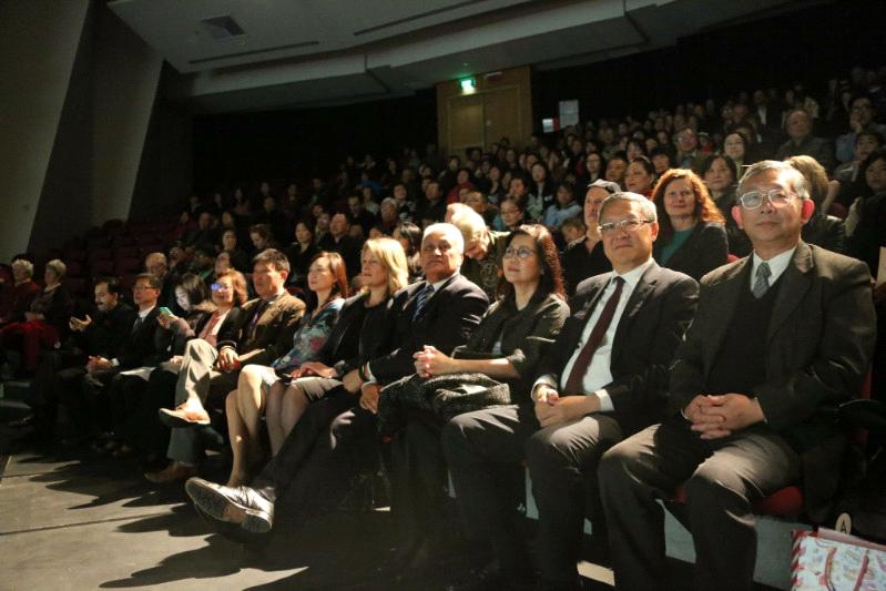 700 guests attended the performance