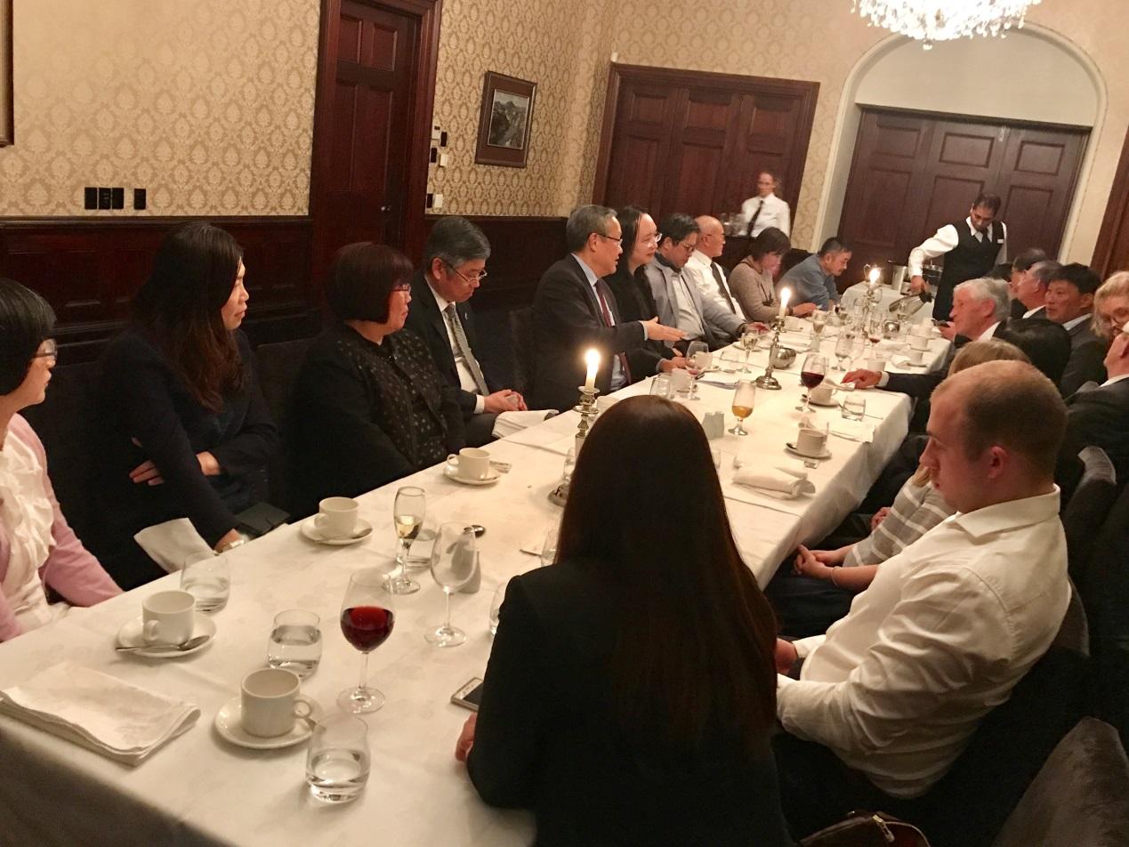 Representative Dale Jieh hosts dinner for the Taiwanese delegation at the Social Enterprise World Forum 2017 and local community leaders