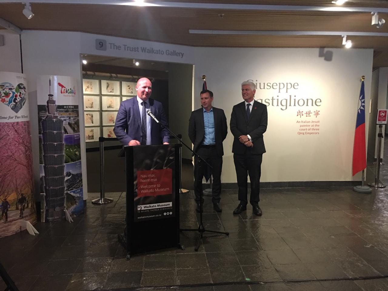 (由左至右)國家黨國會議員David Bennett、工黨國會議員Jamie Strange、國家黨國會議員Tim Macindoe