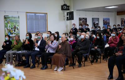 陳詠韶處長出席慈濟紐西蘭分會浴佛節、母親節與全球慈濟日三合一慶典