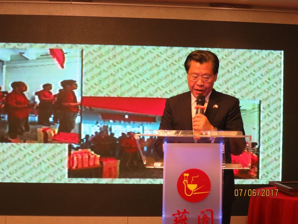 駐新加坡台北代表處代表梁國新應邀致詞。(106年6月7日)