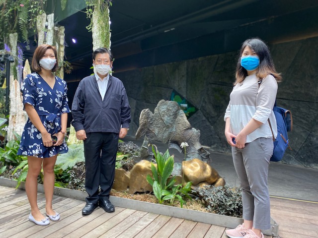 Guided tour by Representative Liang (in the middle) with two FB ticket-winners (2020/09/04)