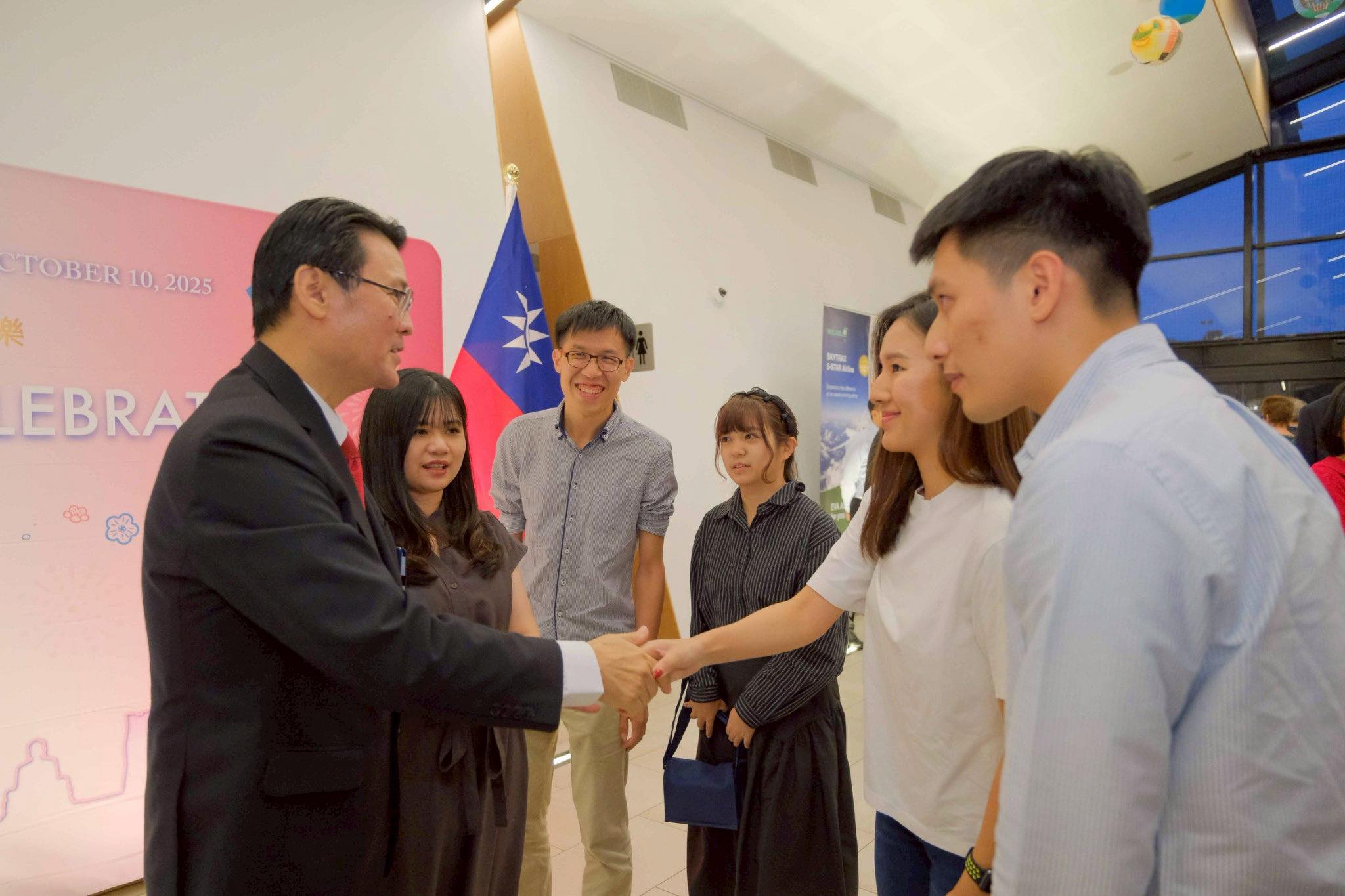 駐布里斯本辦事處舉辦114年中華民國國慶酒會