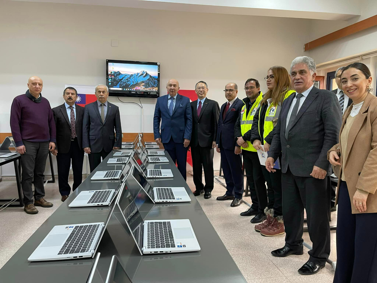 419546213_731951765702724_5295145287188435396_n