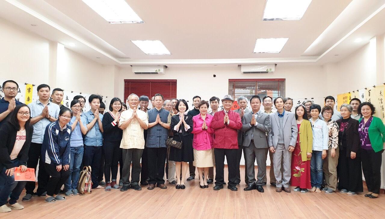 4.	Deputy Representative Chen, Mr. Pan Chin-chung, Dr. Lai Quoc Khanh and all participants