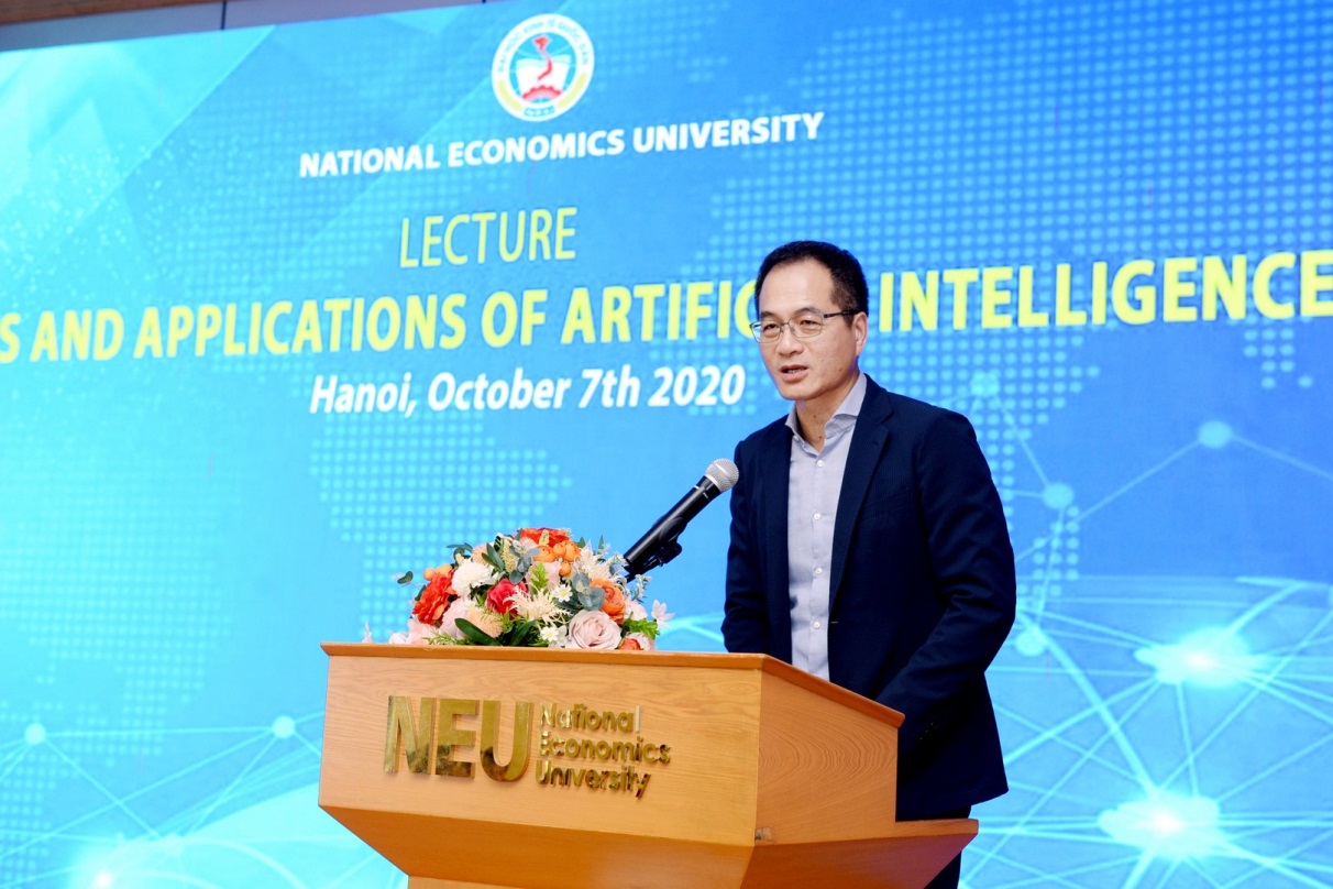 Trong bài giảng, GS. Hsu Hui Huang đã trình bày các kiến thức cơ bản về chuyên ngành AI