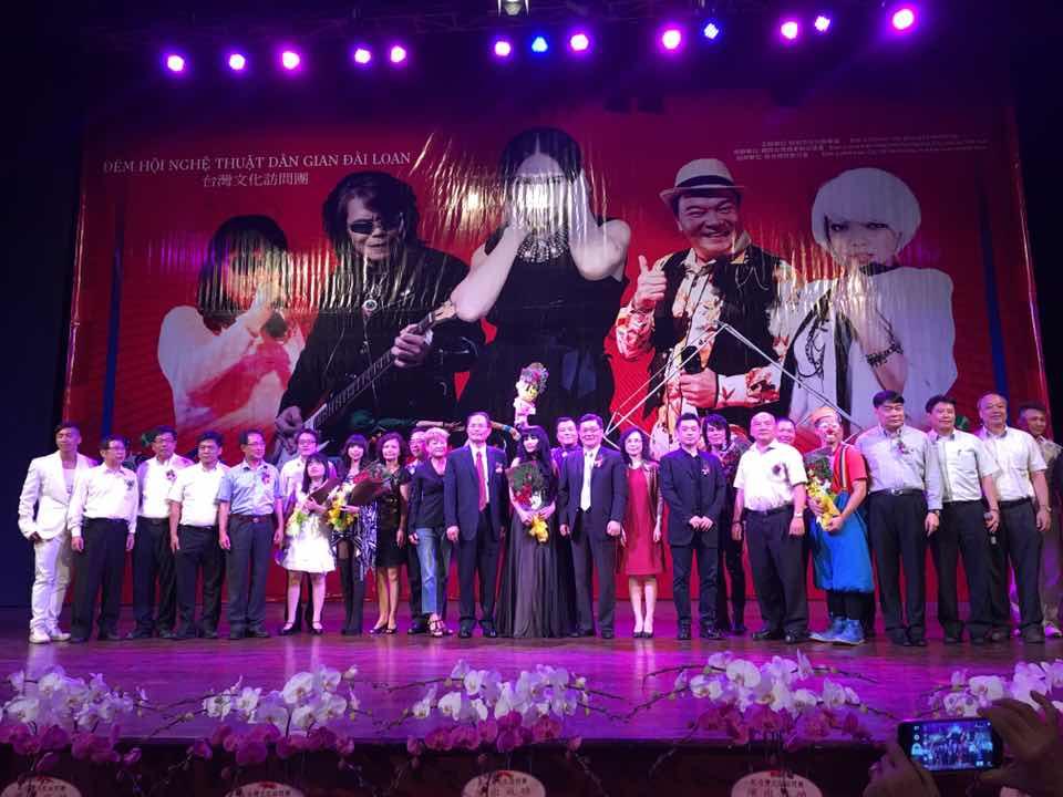 僑委會2016年春節文化訪問團胡志明市訪演