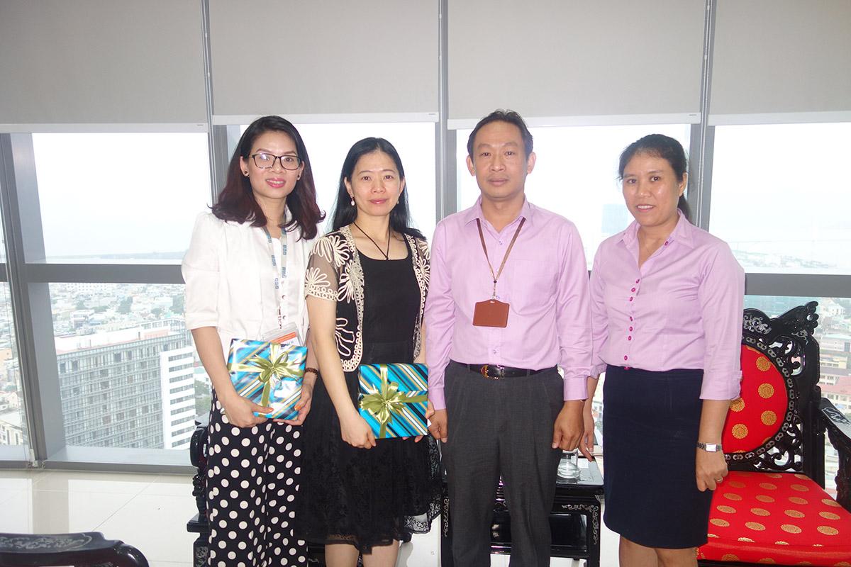 拜訪峴港外務廳梅文孝副廳長